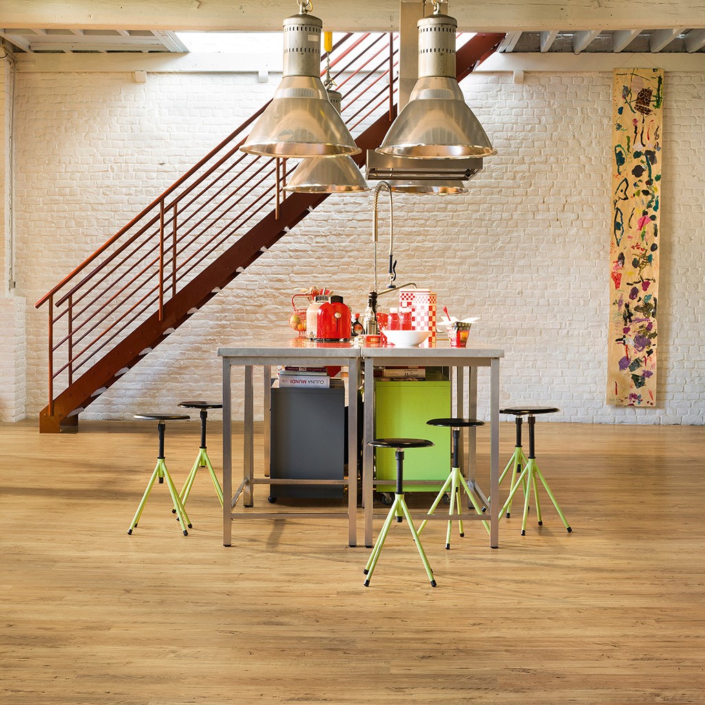 Reclaimed Chestnut Natural